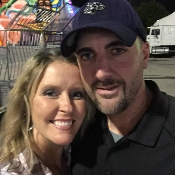 Meet your Posher, Lorie - Picture 1 of 1